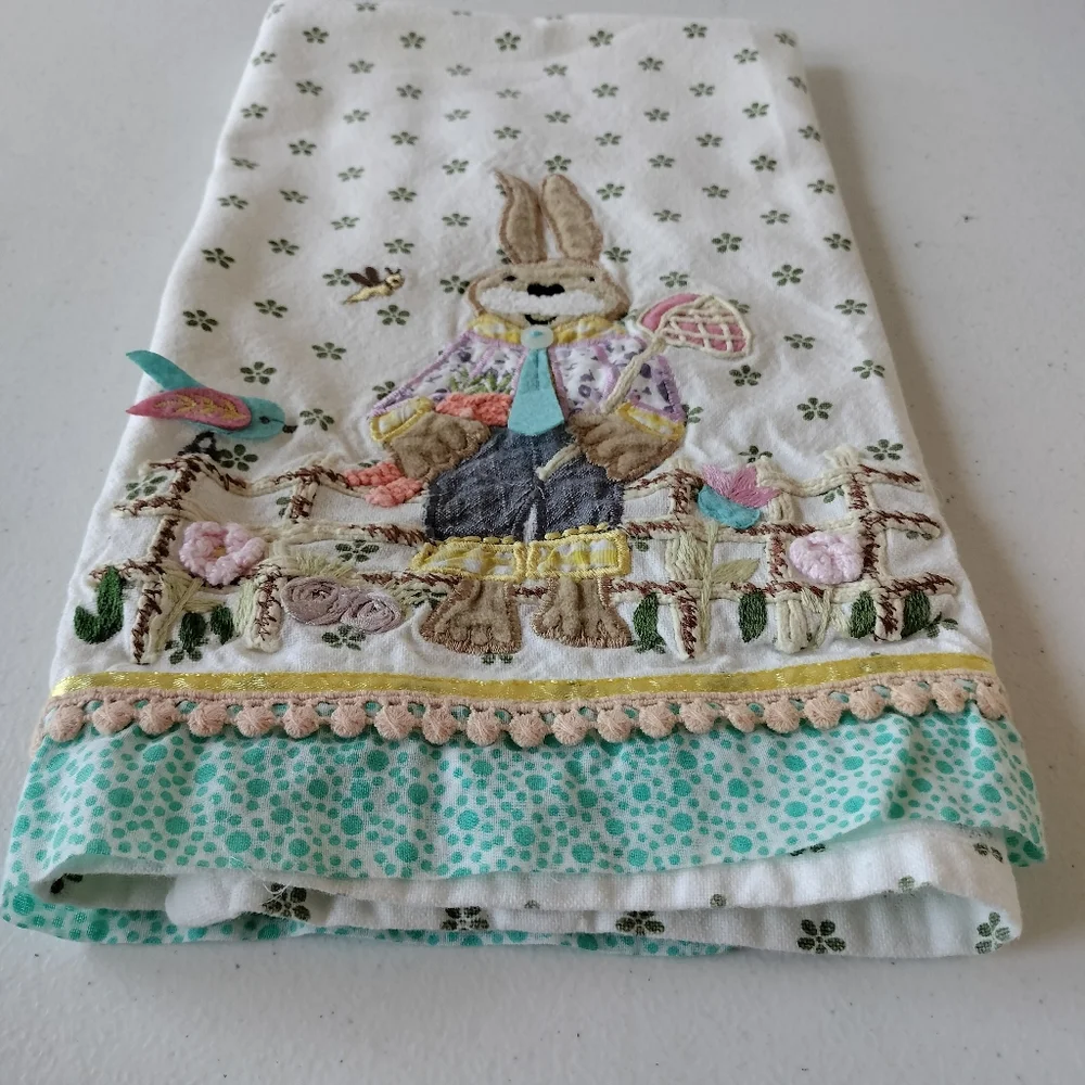 Lot Of 4 Embroidered Spring Tea Towels Assorted Styles Colors Two Pier 1 Imports